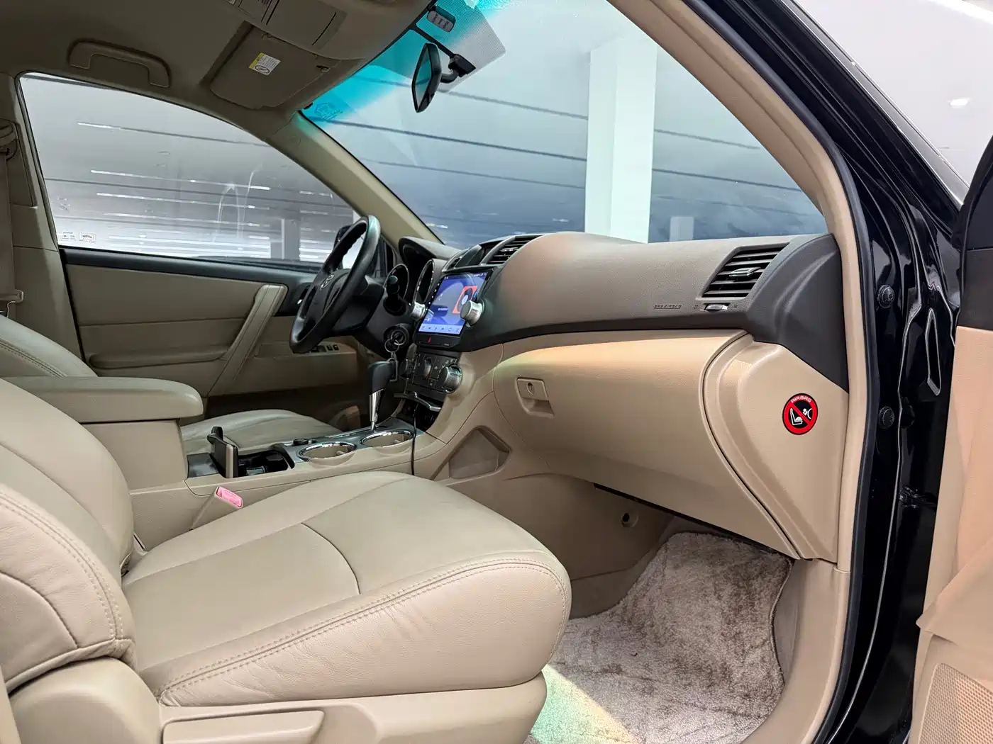 Toyota Highlander 2011 2.7L 2WD 5-seat Elite фото 8