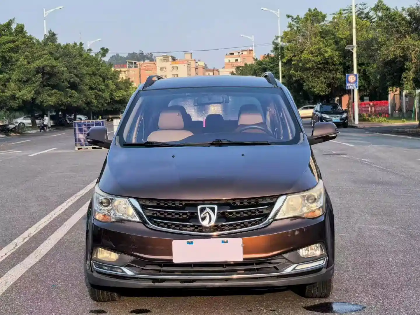 Фото 2 - Baojun 730