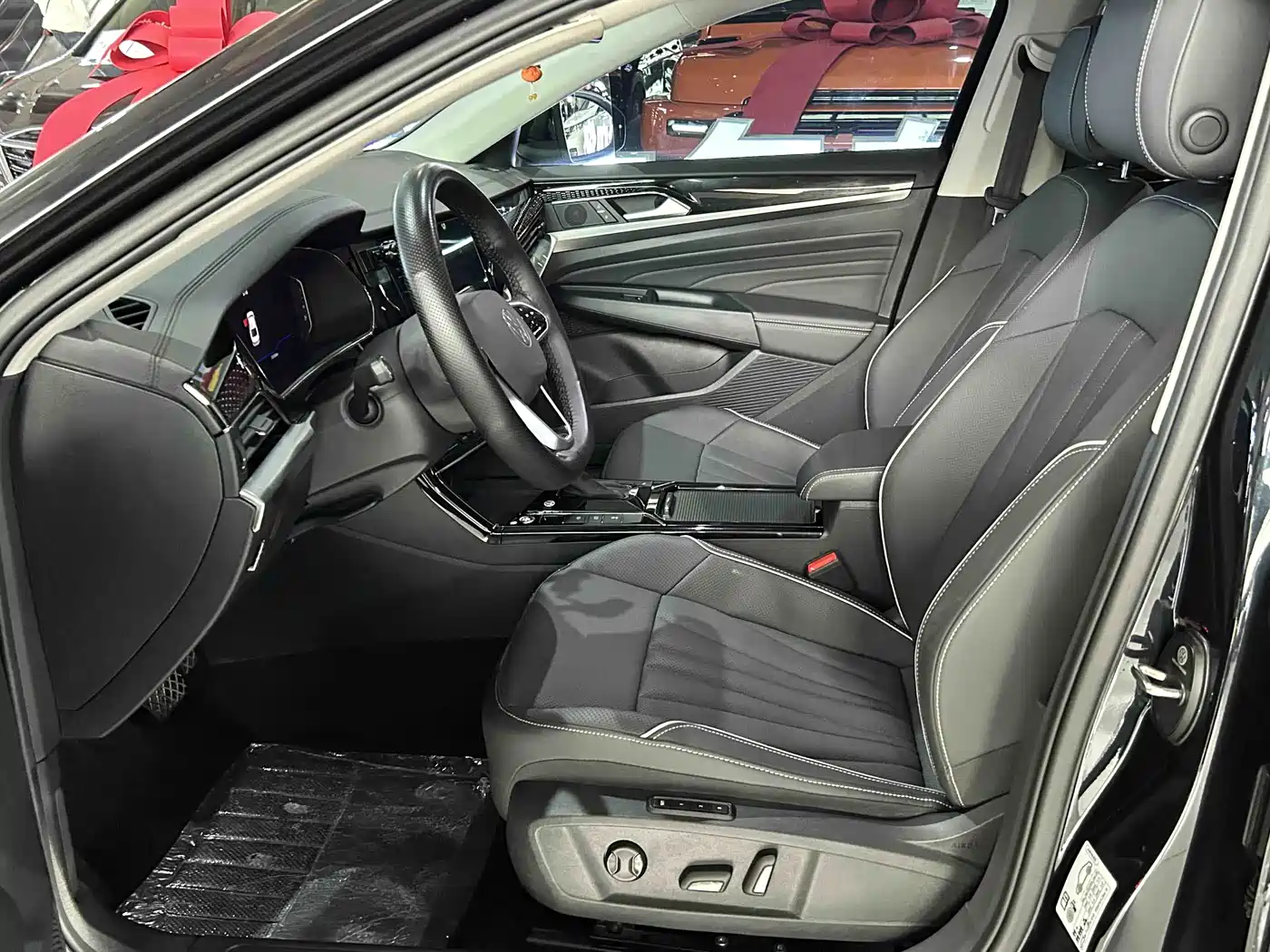 Volkswagen Passat 2024 380TSI Elite Edition фото 7