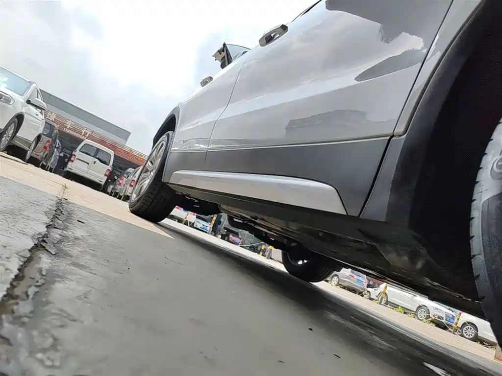 Cadillac XT4 2018 Model 28T 2WD Luxury фото 21