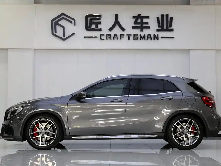 Mercedes-Benz GLA AMG 2017 Facelift AMG GLA 45 4MATIC фото 4