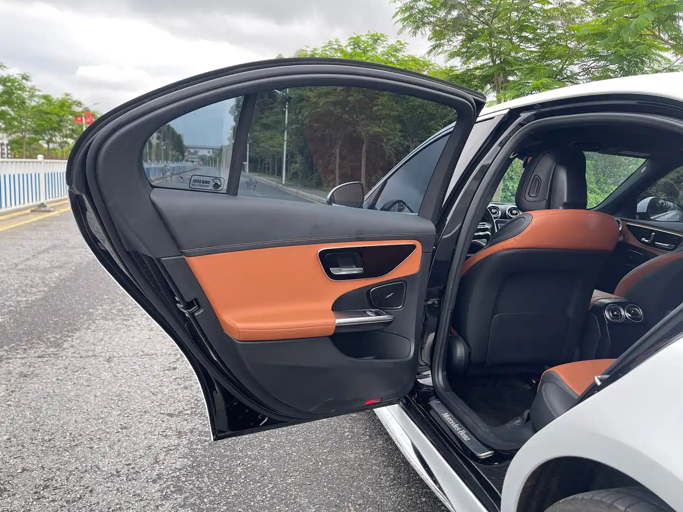 Mercedes-Benz C-Class 2023 Facelift C 260 L Sport Edition фото 29