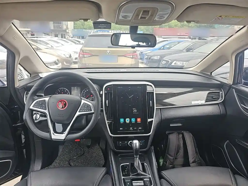 BYD Song MAX 2017 1.5T Auto Smart Connect Premium 7-seater фото 10