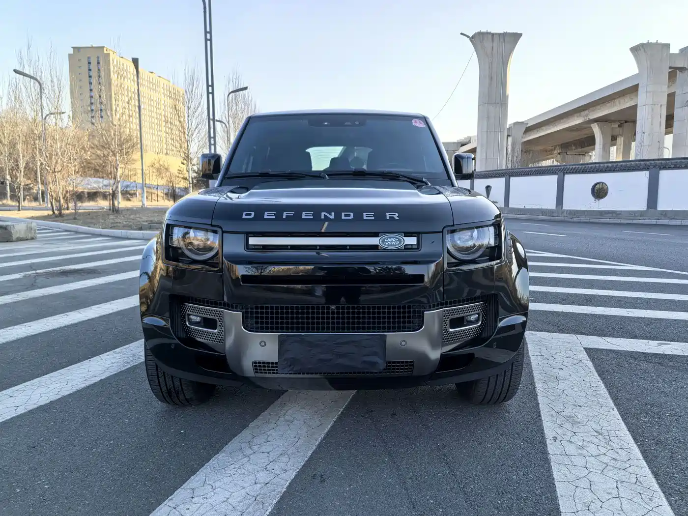 Land Rover Defender 2024 110 3.0T P400 X фото 2