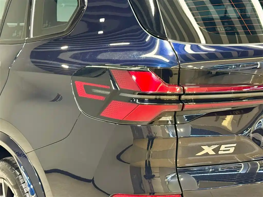 BMW X5 2023 xDrive 40Li M Sport Package фото 10