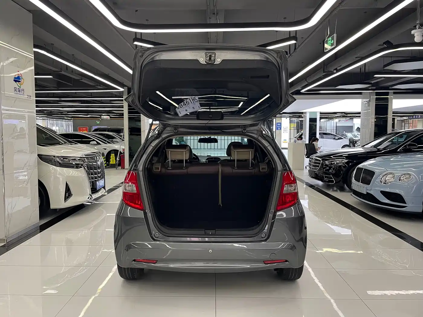 Honda Fit 2011 1.3L Automatic Comfort фото 27