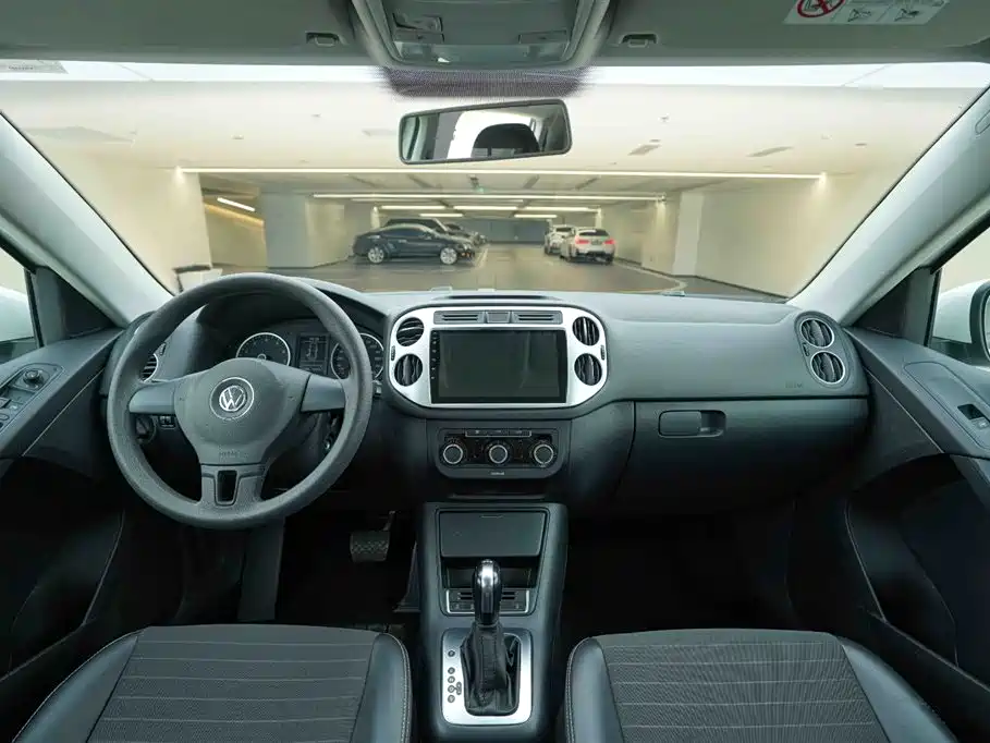 Volkswagen Tiguan 2016 280TSI Automatic 2WD Silk Road Fashion Edition фото 19