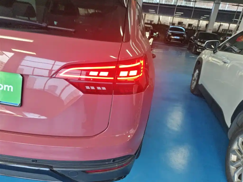 Volkswagen Tayron 2020 330TSI 2WD Luxury Smart Edition Pro фото 8