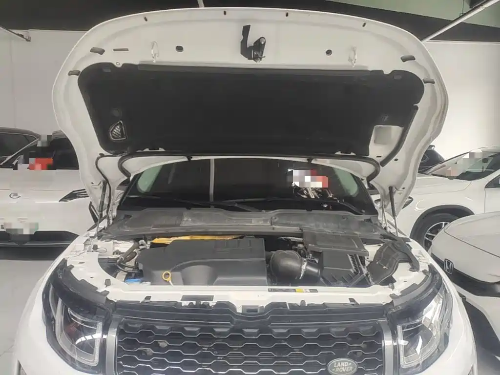 Photo 20 - Land Rover Range Rover Evoque