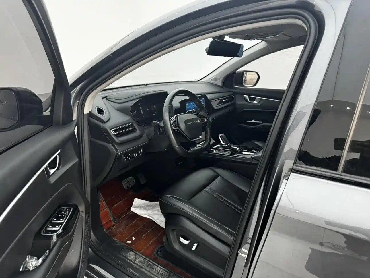 Wuling Motors Wuling Victory 2021 2020 1.5T CVT Flagship Business Class
