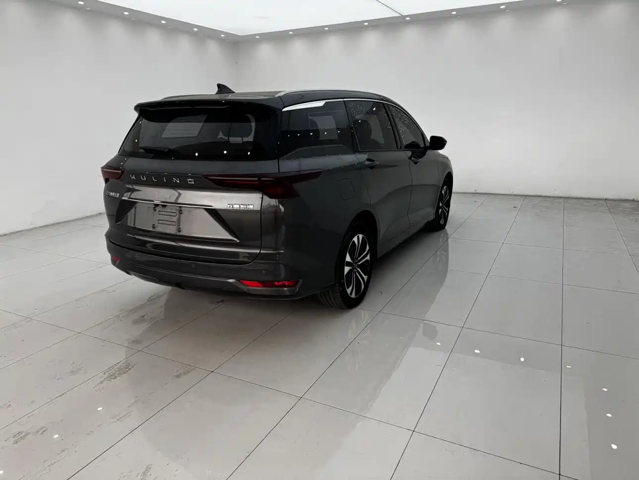 Wuling Motors Wuling Victory 2021 2020 1.5T CVT Flagship Business Class