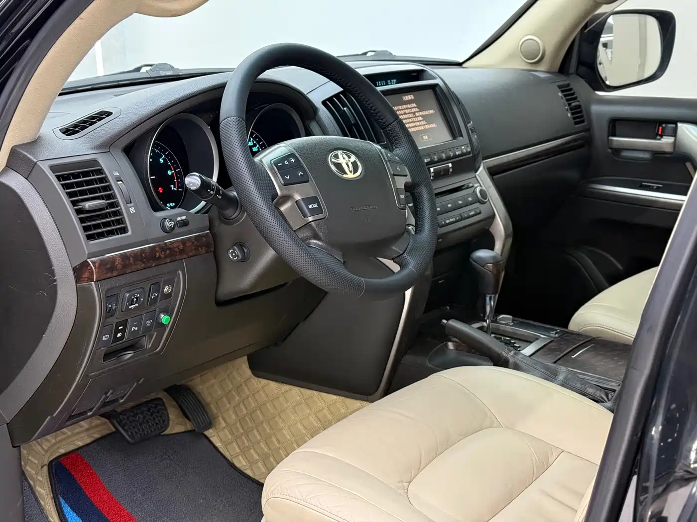 Toyota Land Cruiser 2007 4.7L Automatic VX-R фото 12