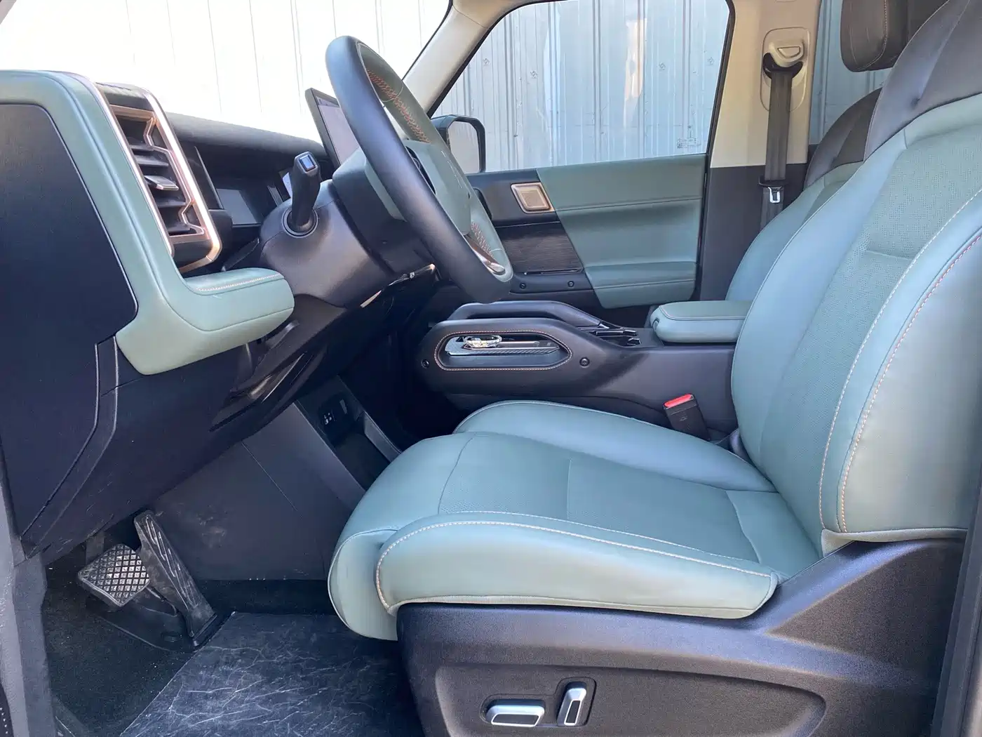 Фото 4 - iCAR 03