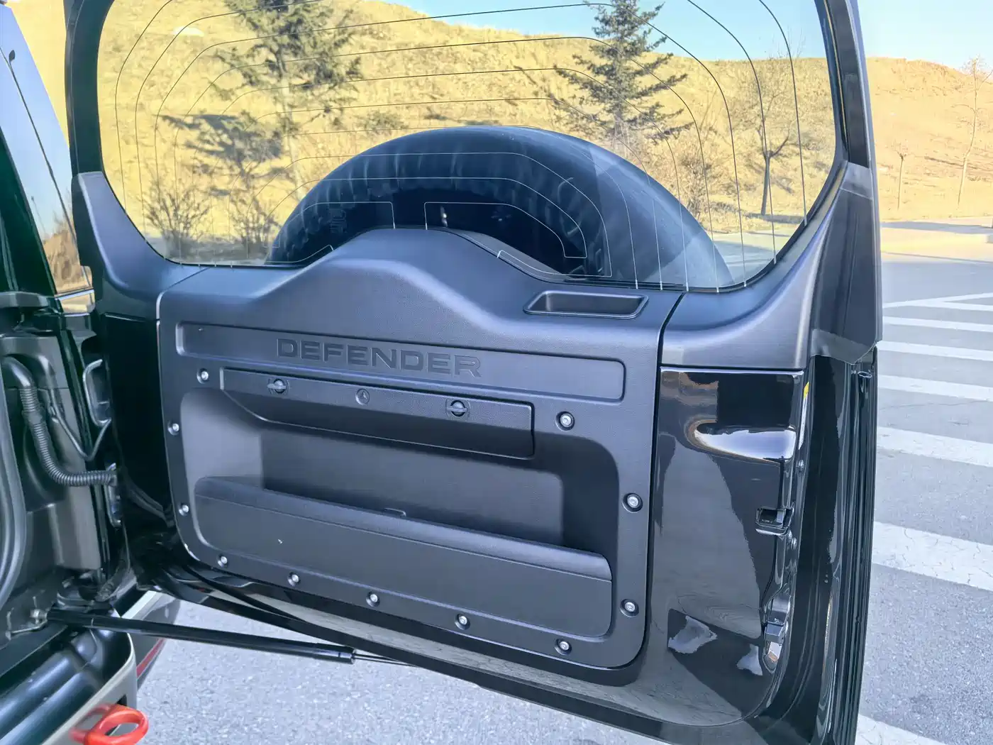 Land Rover Defender 2024 110 3.0T P400 X фото 17