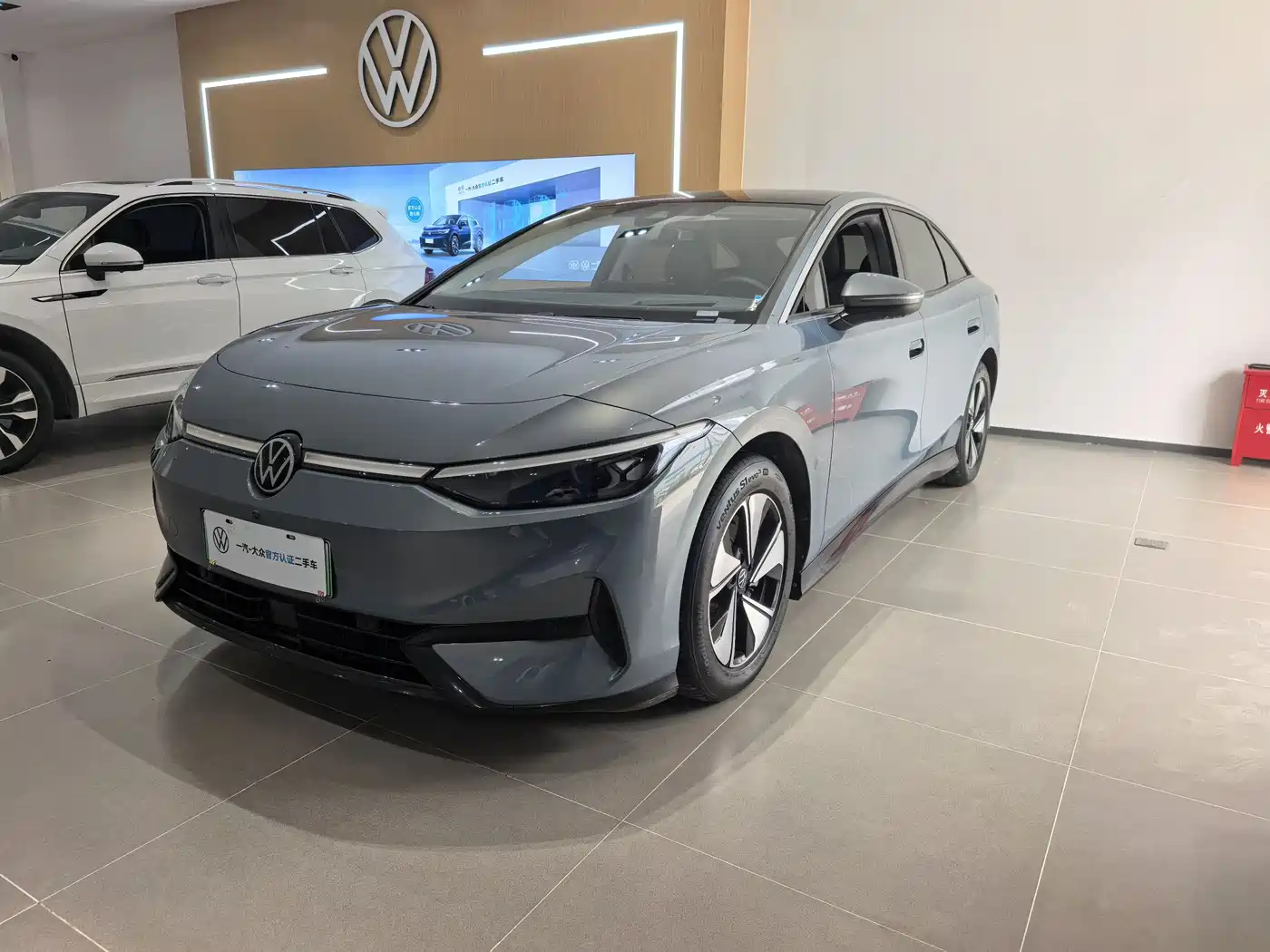 VOLKSWAGEN ID.7 VIZZION