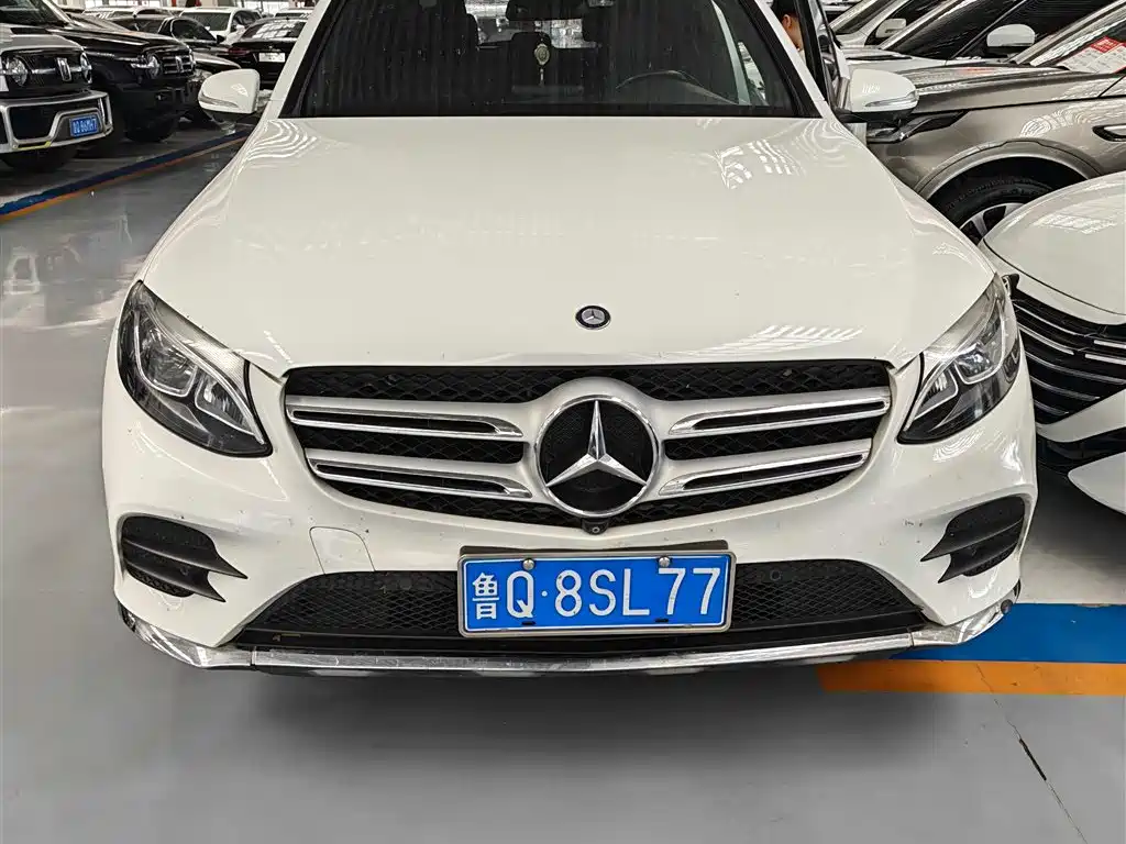 Mercedes-Benz GLC 2017 GLC 260 4MATIC Luxury фото 2