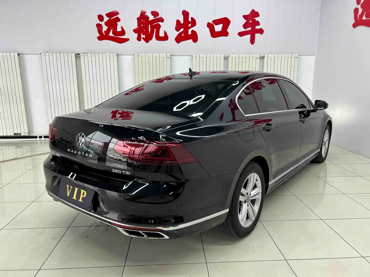 Volkswagen Magotan 2023 Model 2 Million Units Commemorative Edition 280TSI DSG Leading Version фото 4