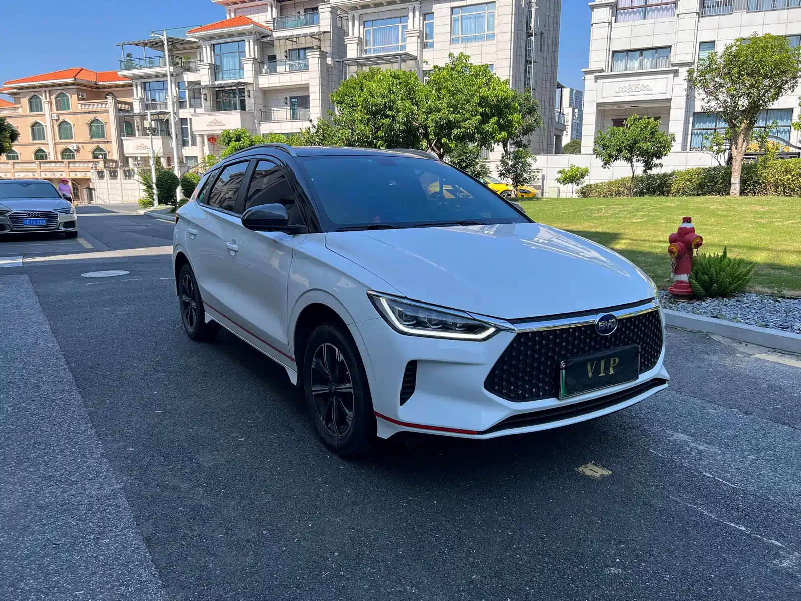 Фото 4 - BYD e2