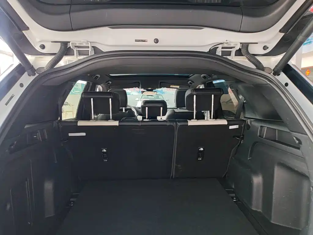 Land Rover Discovery Sport PHEV 2022 2021 P300e Performance Tech Edition
