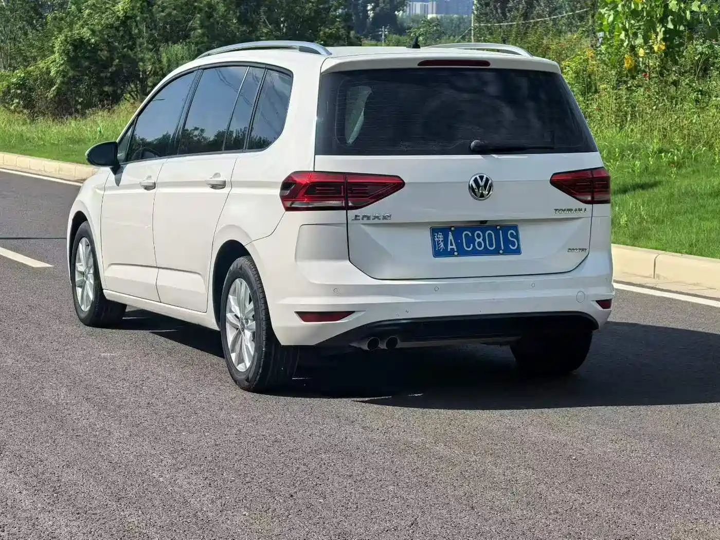 Volkswagen Touran 2018 2018 Touran L 280TSI DSG Comfort 7-seater China V