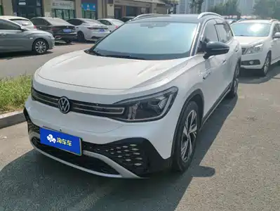 Volkswagen ID.6 CROZZ