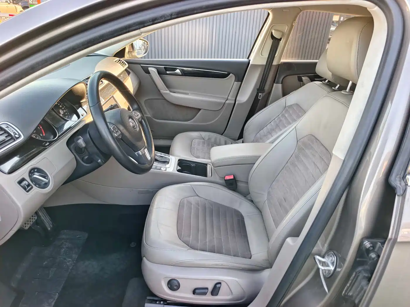Volkswagen Magotan 2015 1.8TSI Premium фото 7
