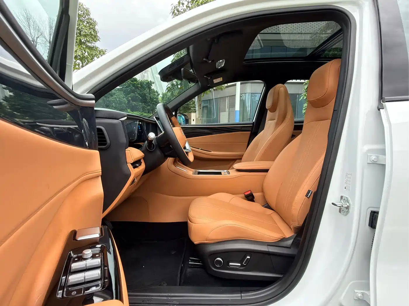 Geely Galaxy Galaxy L7 2025 2025 EM-i 115km Explorer+ Edition