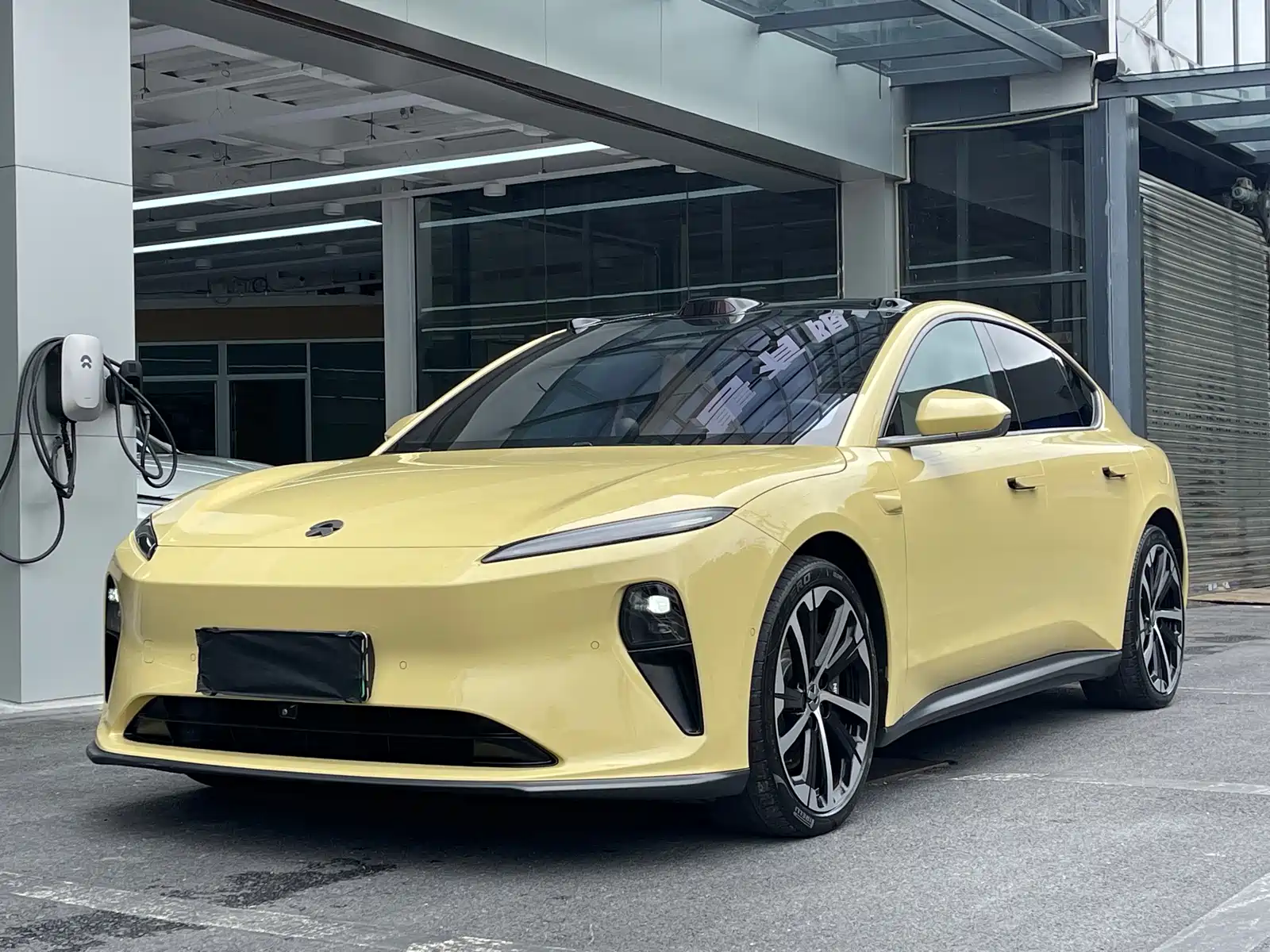 Фото 1 - NIO ET5