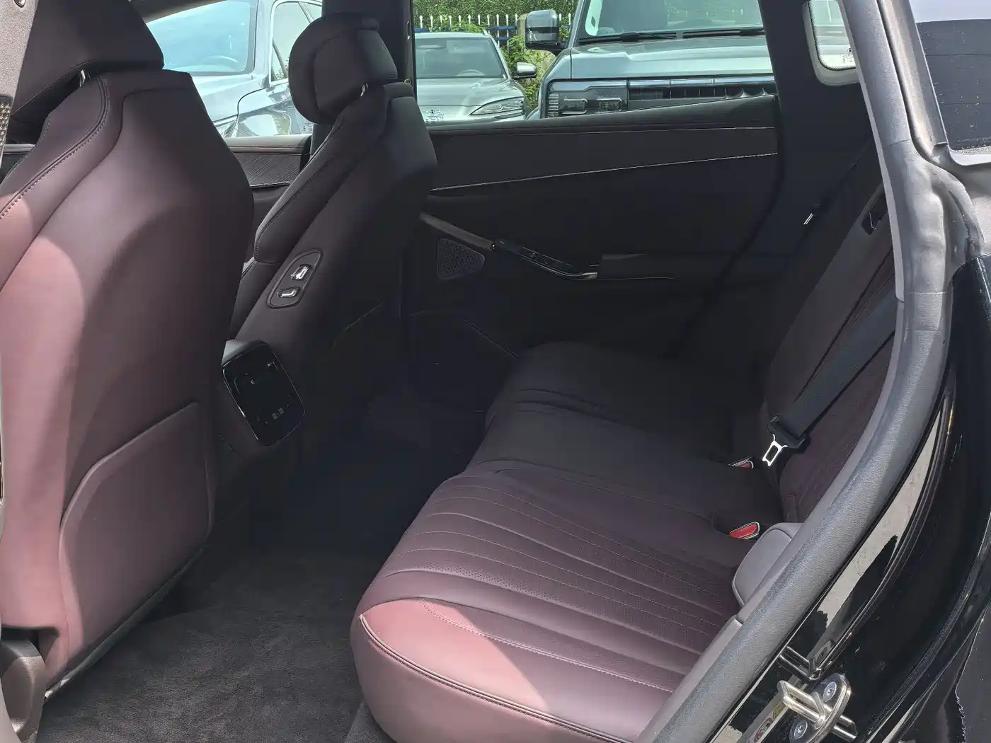 Denza Z9GT 2024 1100 AWD Ultra Edition фото 8