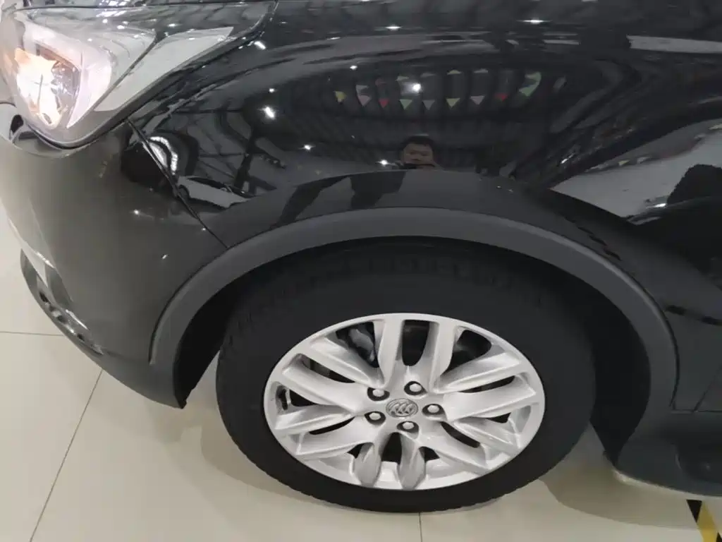 Фото 23 - Buick Envision Plus