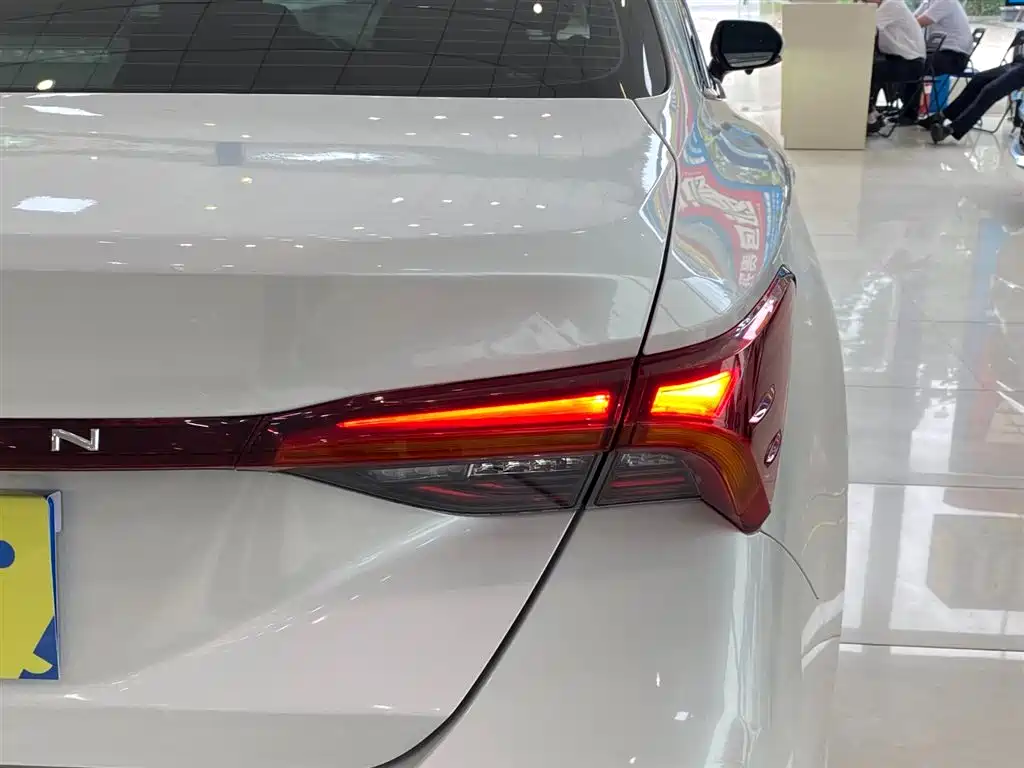Toyota Avalon 2019 2.0L Progressive Edition (China VI) фото 16