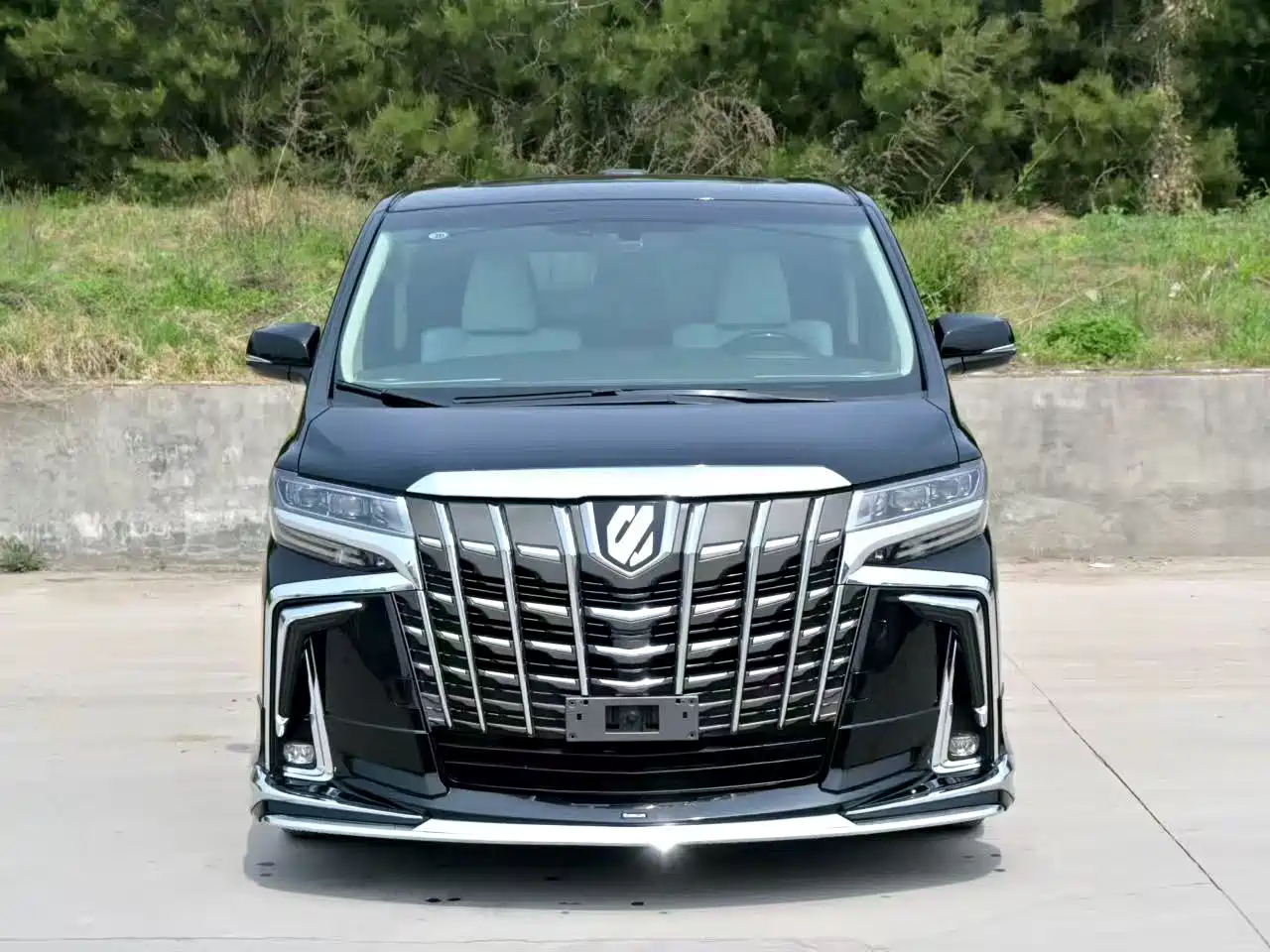 Toyota Alphard 2018 Facelift 3.5L Premium Edition фото 3