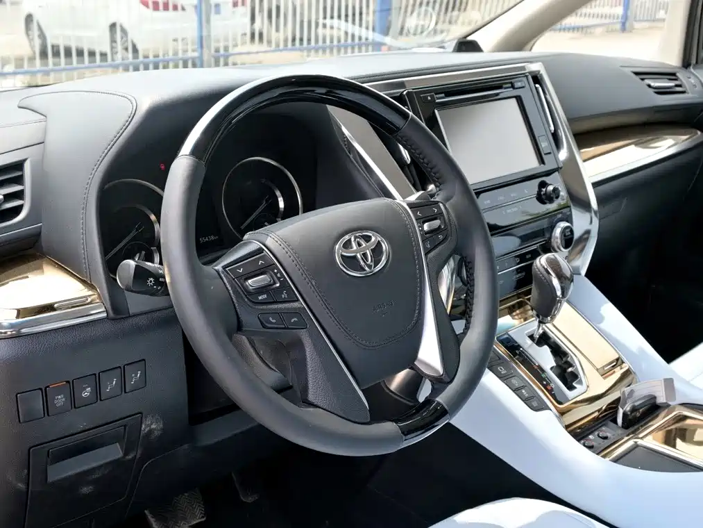Toyota Alphard 2018 Facelift 3.5L Premium Edition фото 14