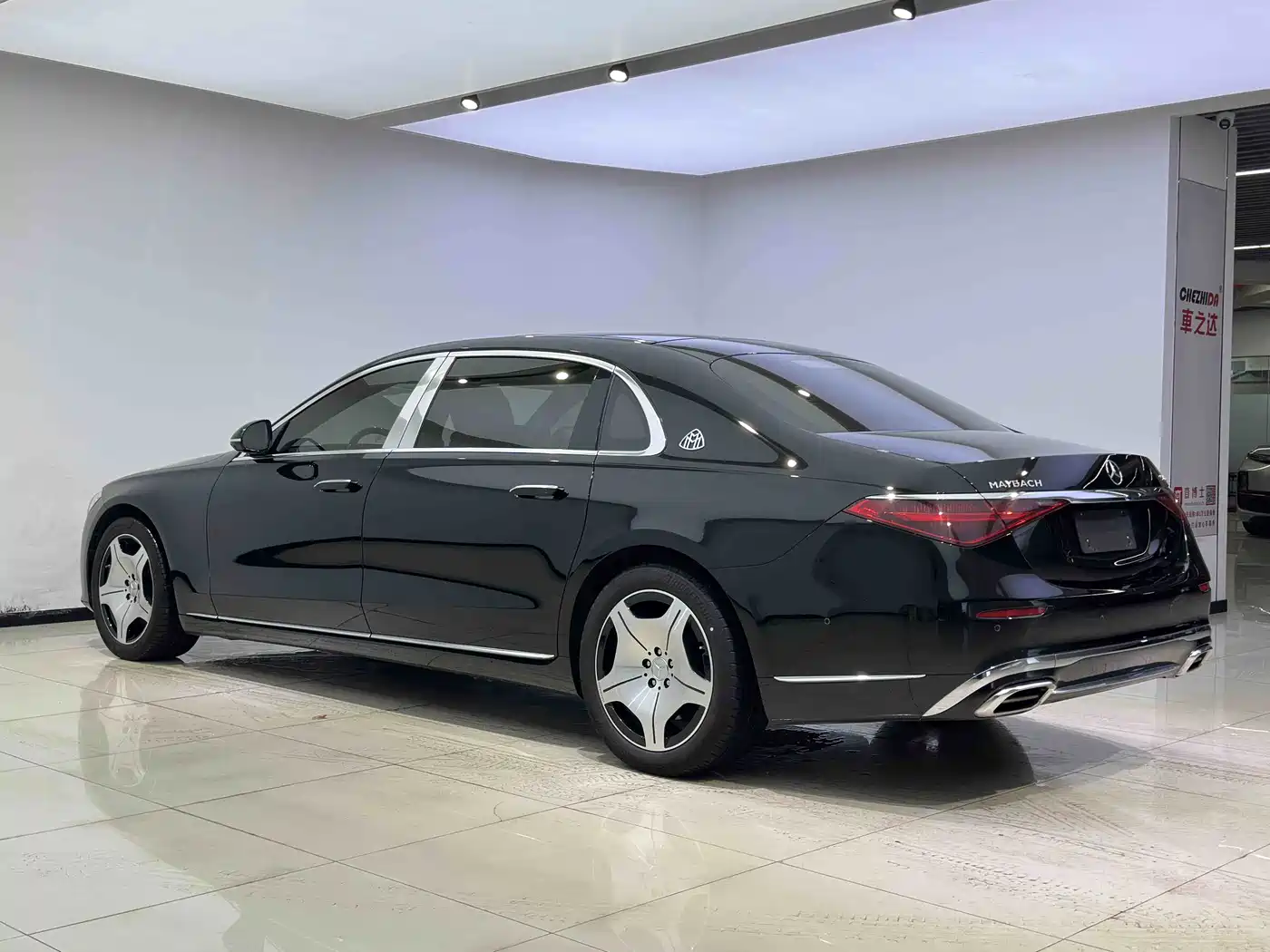 Фото 14 - Mercedes-Benz Maybach S-Class