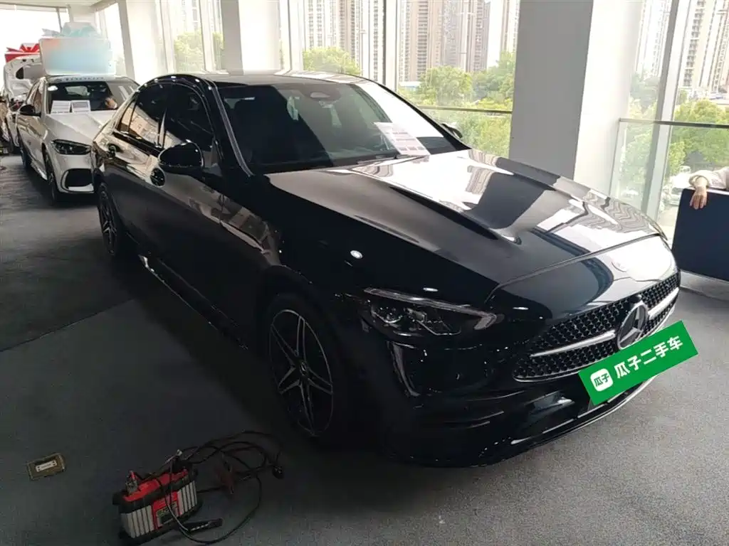 Mercedes-Benz C-Class 2023 Facelift C 260 L Night Sport Edition фото 4