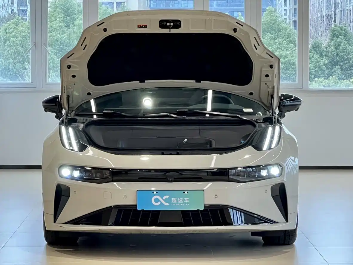 ZEEKR EXTREME KRYPTON 001