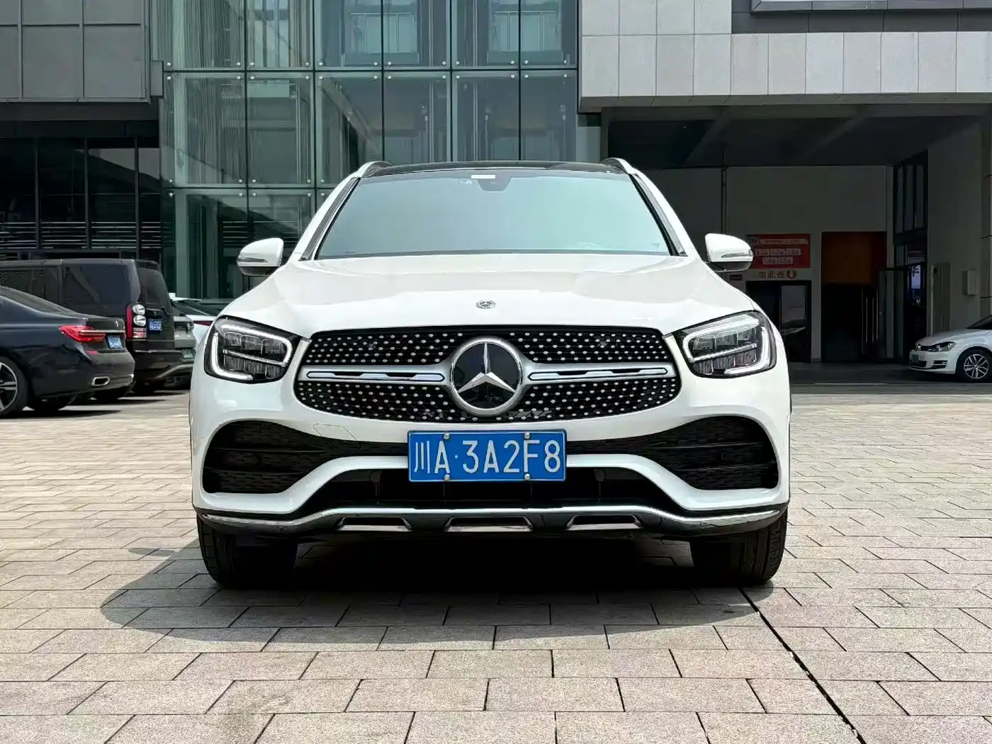 Mercedes-Benz GLC 2020 Facelift GLC 260 L 4MATIC Luxury фото 2