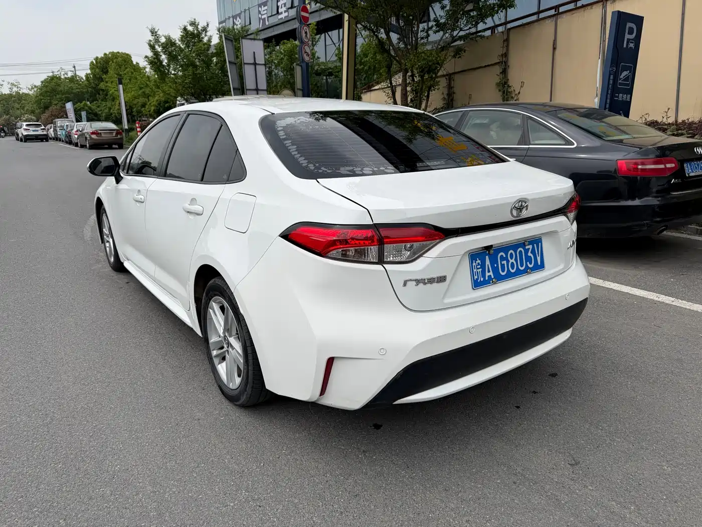 Toyota Levin 2021 TNGA 1.5L CVT Progressive Edition фото 4