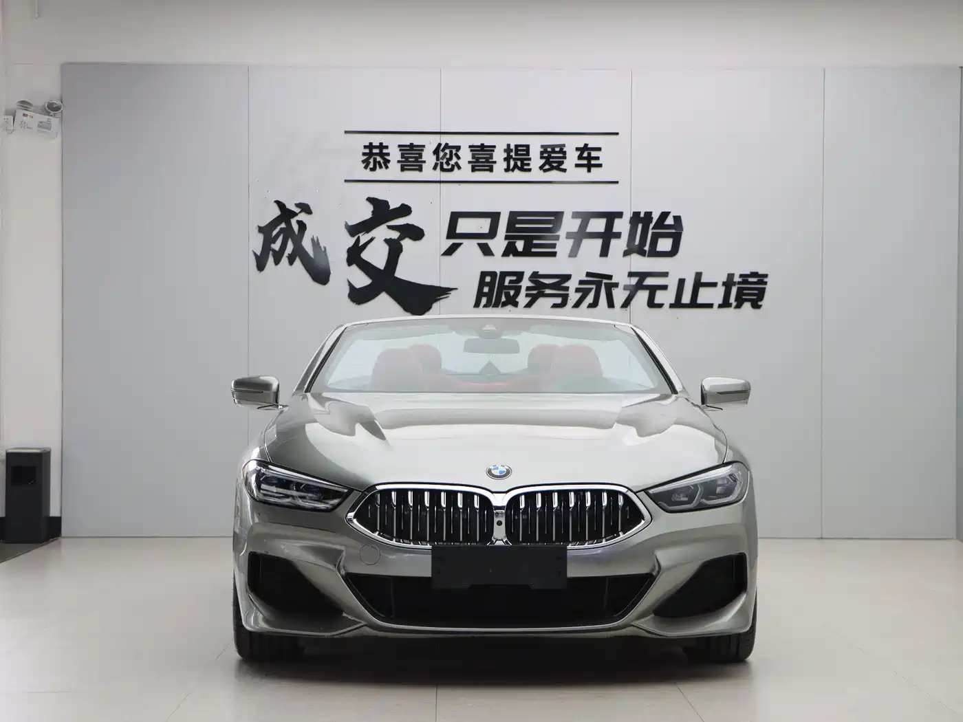 BMW 8 Series 2019 840i Convertible M Sport фото 2