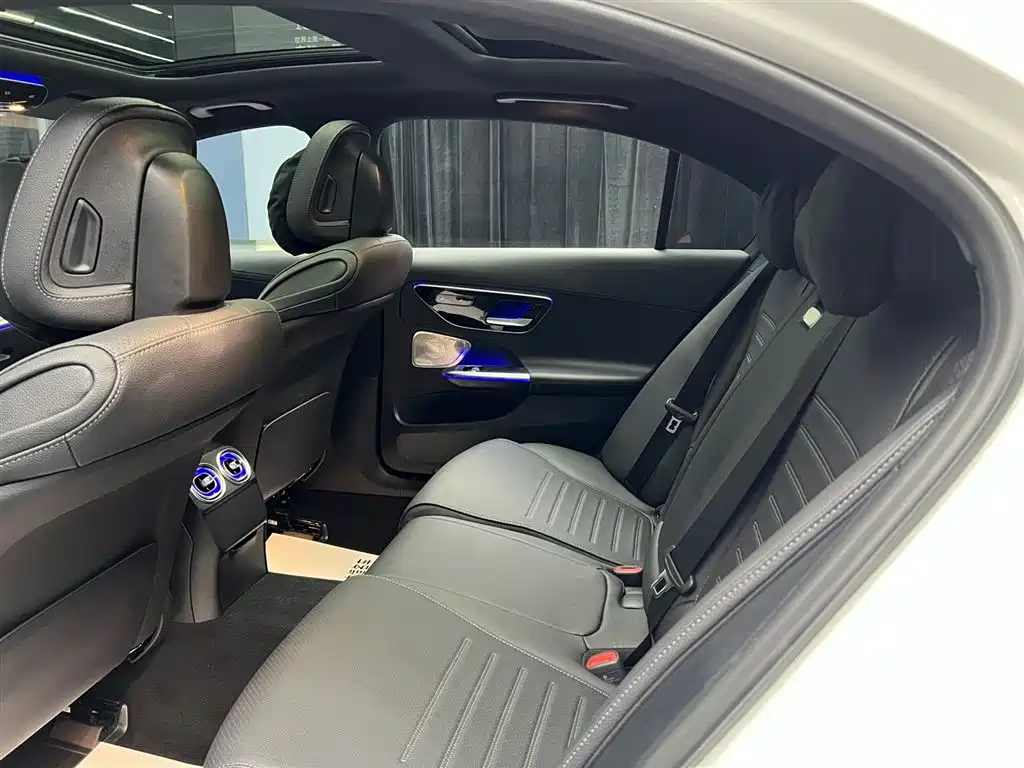 Mercedes-Benz C-Class 2023 Facelift C 260 L Sport Edition фото 29