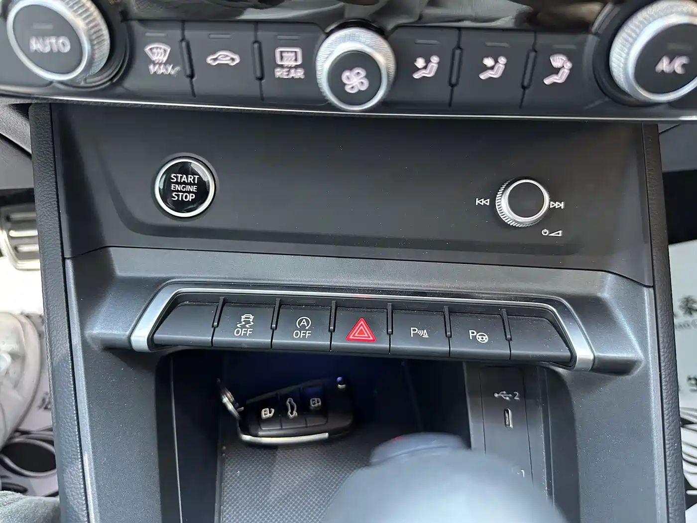 Audi Q3 2024 35 TFSI Fashion Sport фото 16