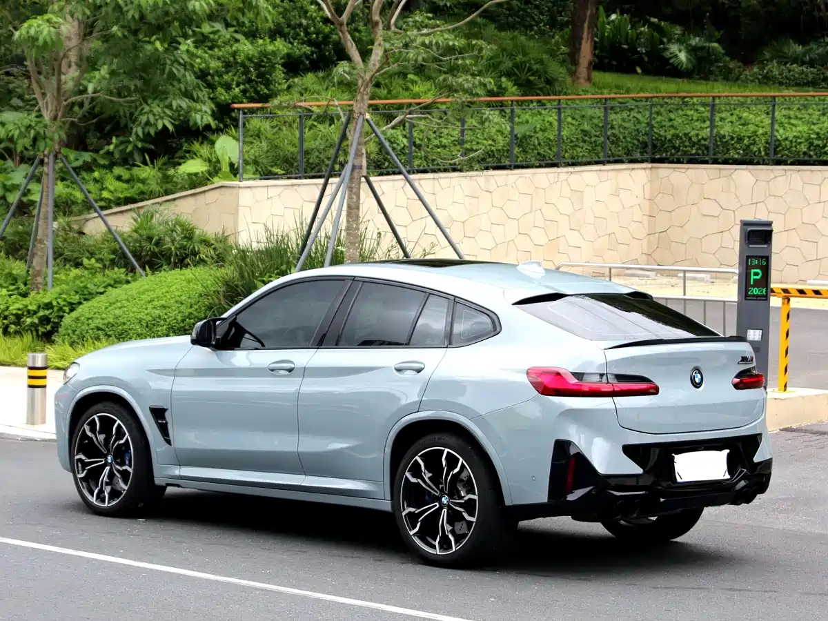 BMW X4 M 2022 X4 M Competition фото 9