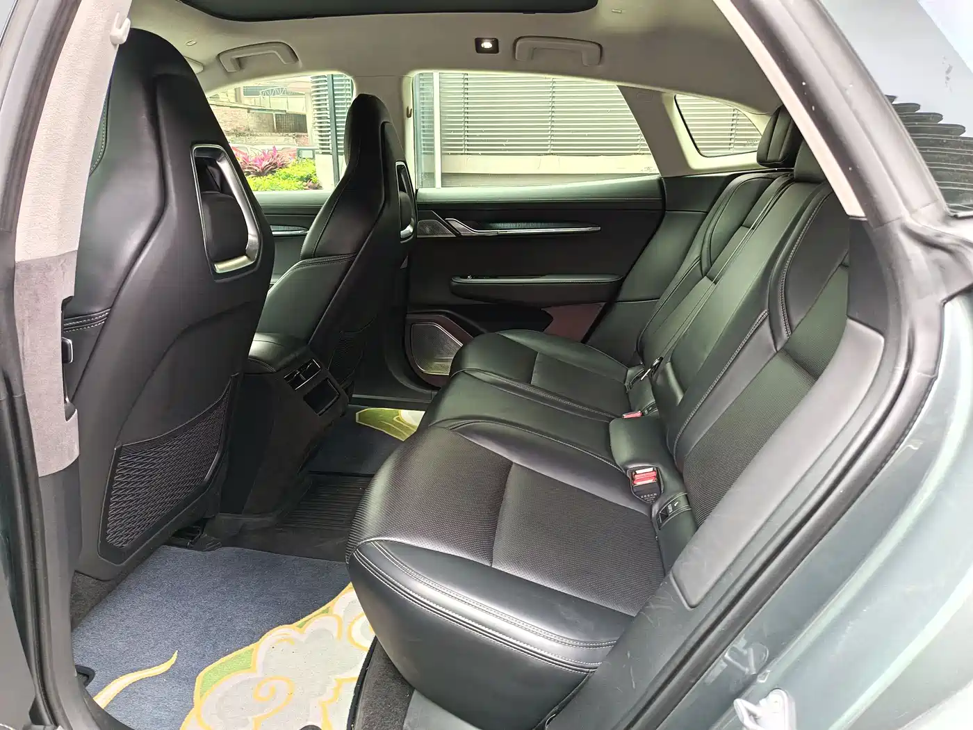 ZEEKR EXTREME KRYPTON 001