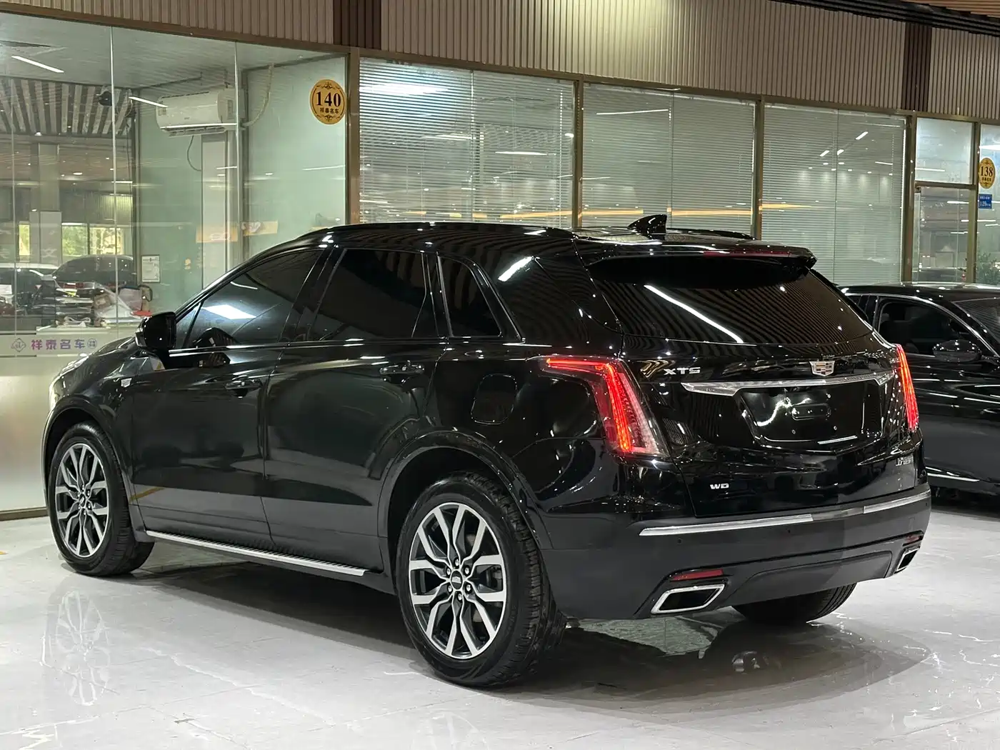 CADILLAC XT5