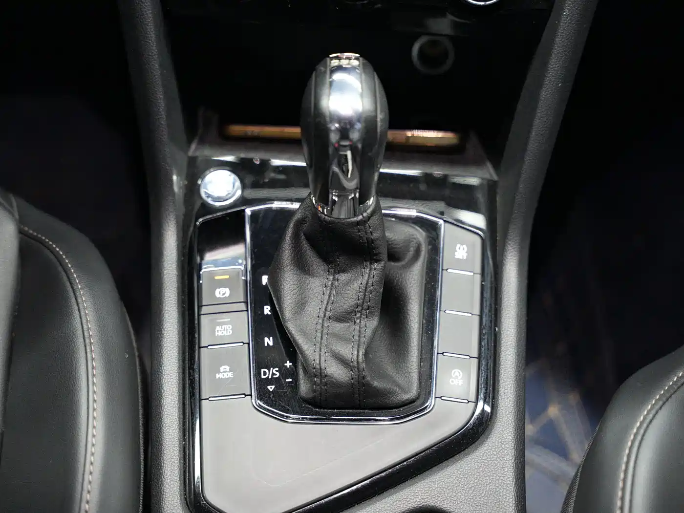 Volkswagen Tharu 2020 Model 280TSI 2WD Luxury Plus China VI фото 20