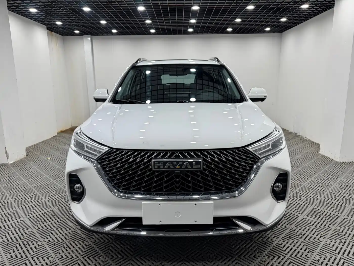 Фото 2 - Haval M6