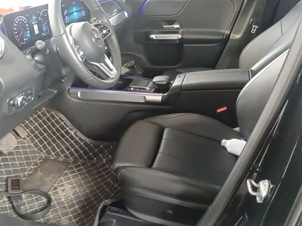 Mercedes-Benz GLB 2022 Model GLB 200 Dynamic Edition фото 15