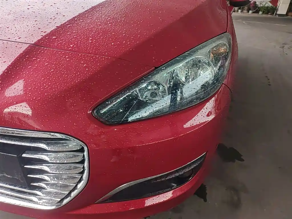 Peugeot 308 2014 Model Joy Edition Classic 1.6L Automatic Superior Style фото 24