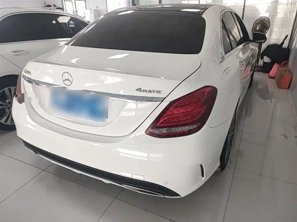 Mercedes-Benz C-Class 2017 Facelift C 200 L 4MATIC Sport Edition фото 7