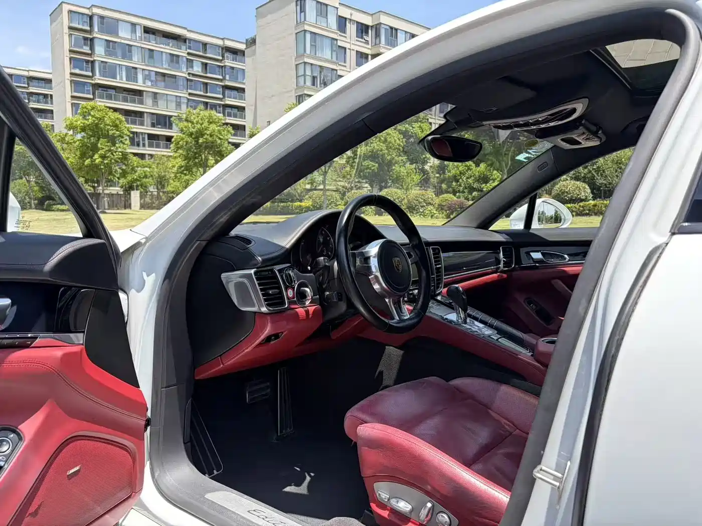 Porsche Panamera 2016 Panamera Edition 3.0T фото 14